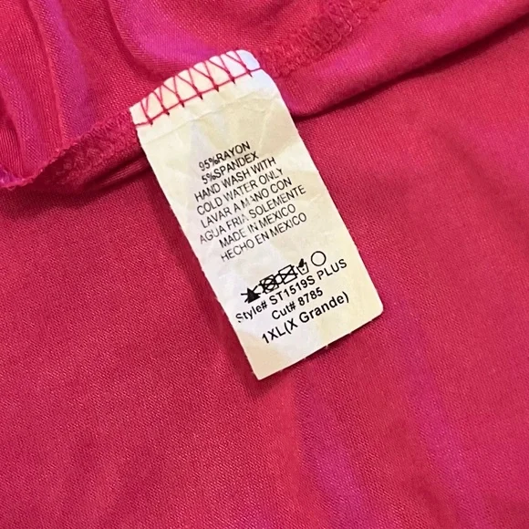 3/$19 Heimish USA pink V-neck short sleeve shirt - Picture 9 of 10